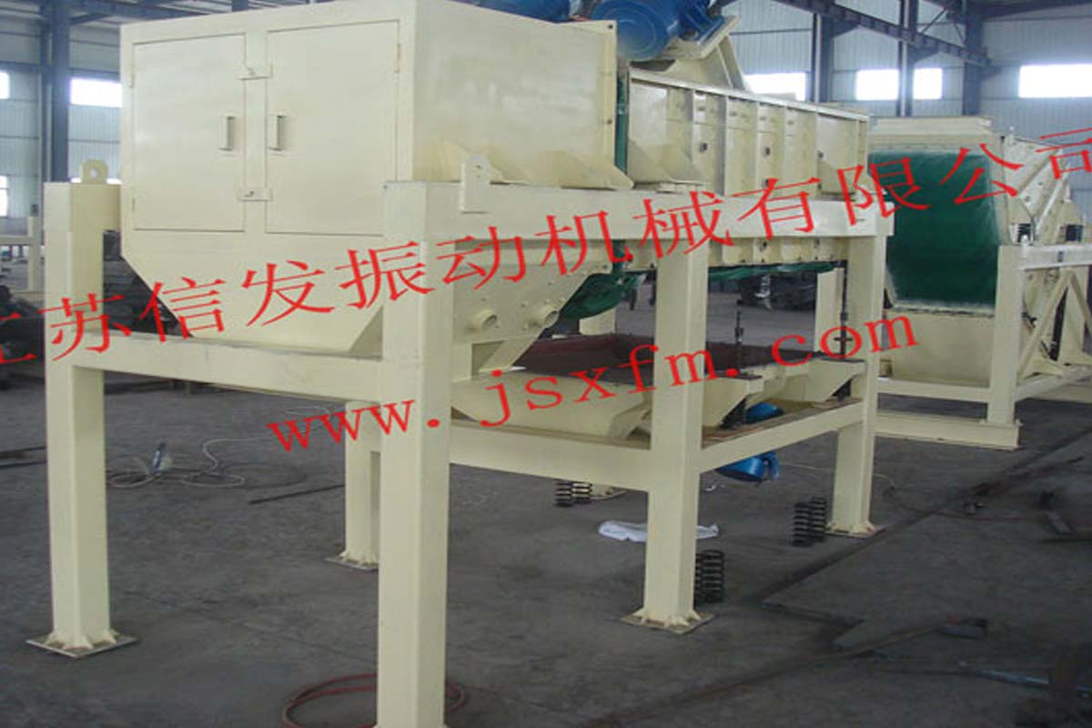 關于直線振動篩的篩網(wǎng)選型及安裝要點講解