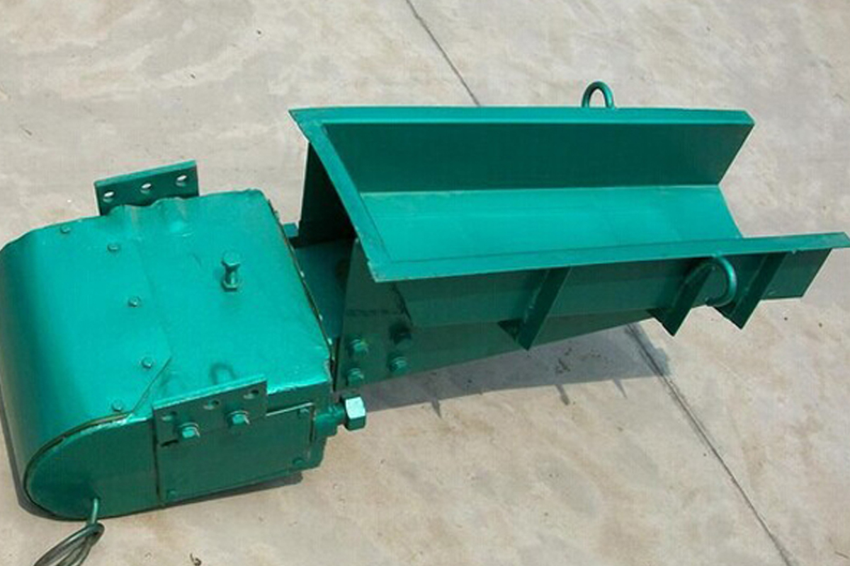 定期維護檢查電磁振動給料機，不可忽視哦